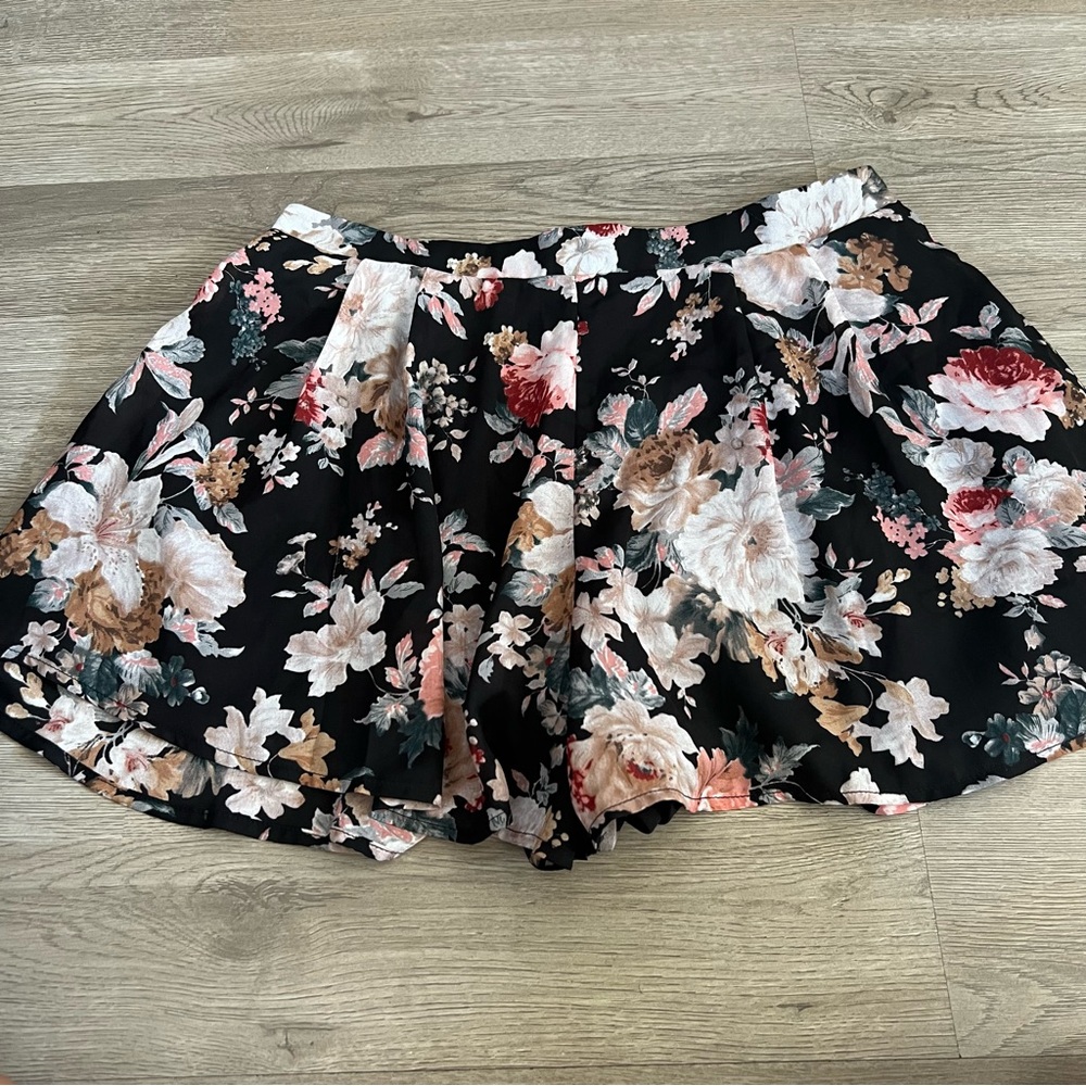 Black Floral High Waist Skort